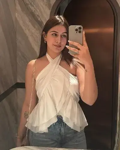 Call Girl Bhander